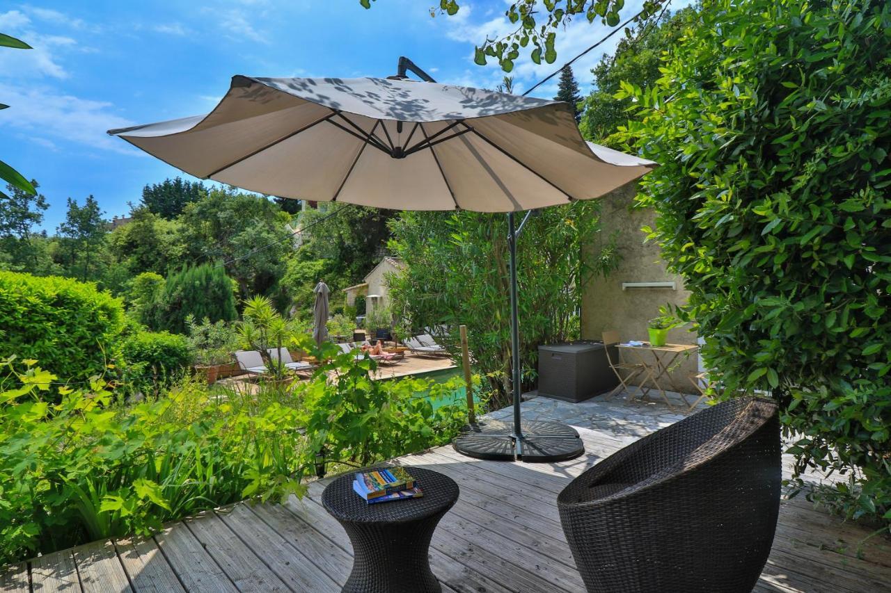 Bed and Breakfast Le Mazet De Tourrettes Esterno foto