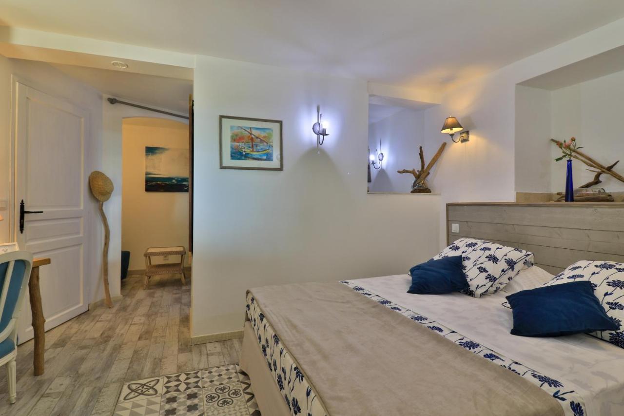 Bed and Breakfast Le Mazet De Tourrettes Esterno foto