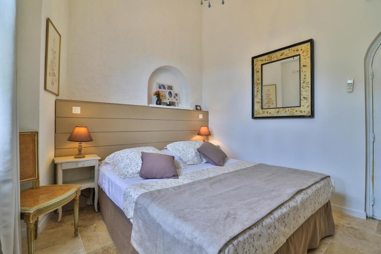 Bed and Breakfast Le Mazet De Tourrettes Esterno foto