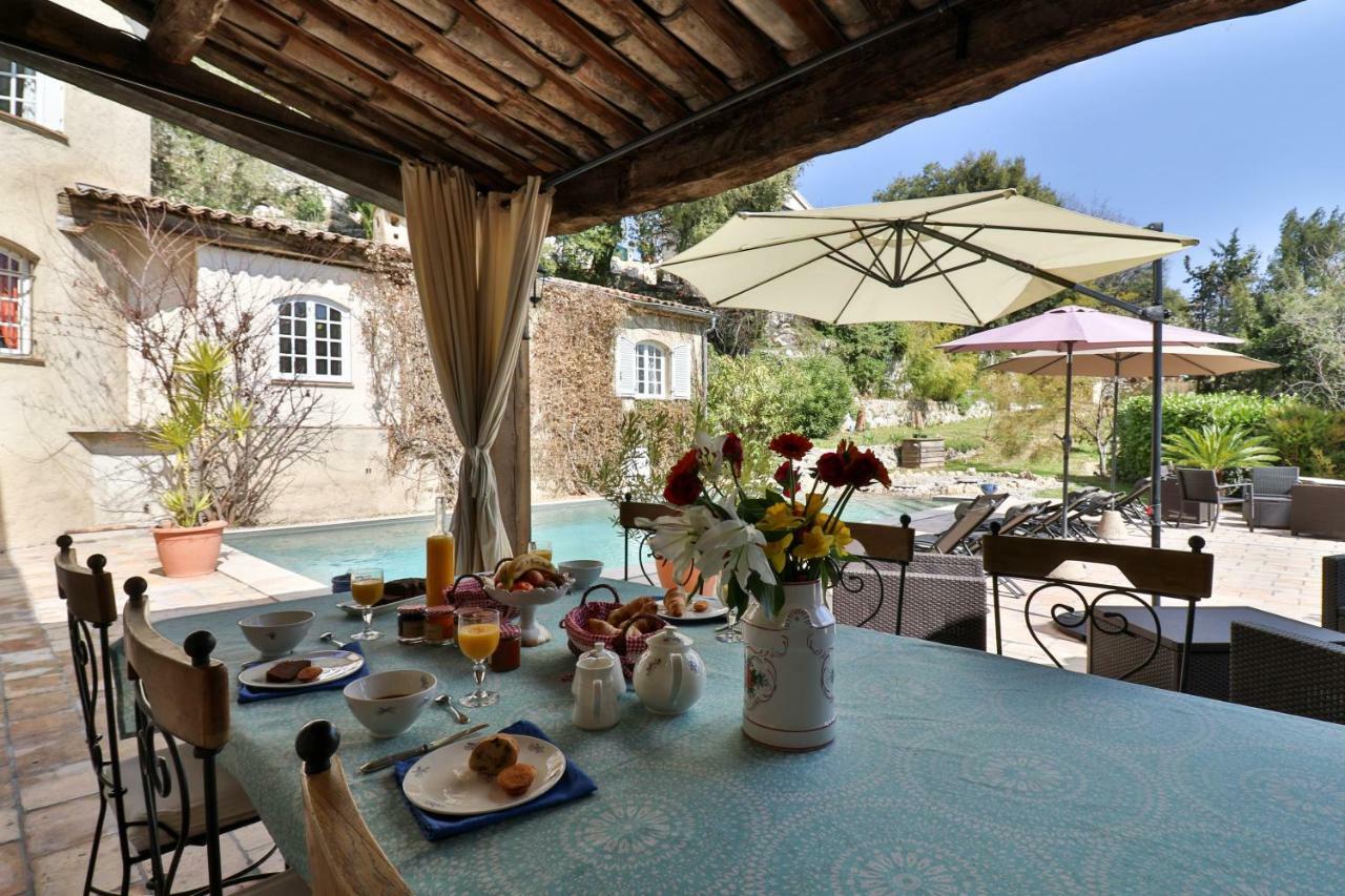 Bed and Breakfast Le Mazet De Tourrettes Esterno foto